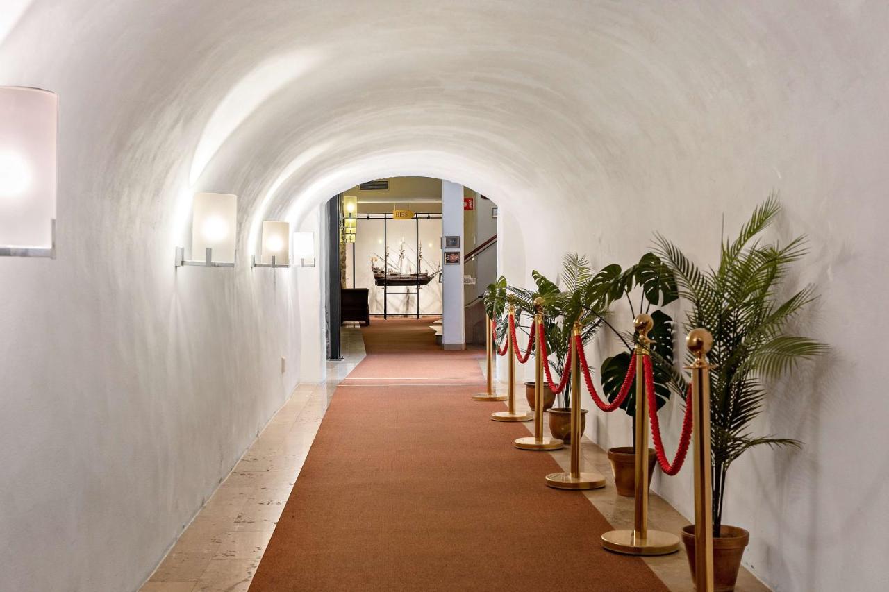 Best Western Strand Hotel Висбю Экстерьер фото